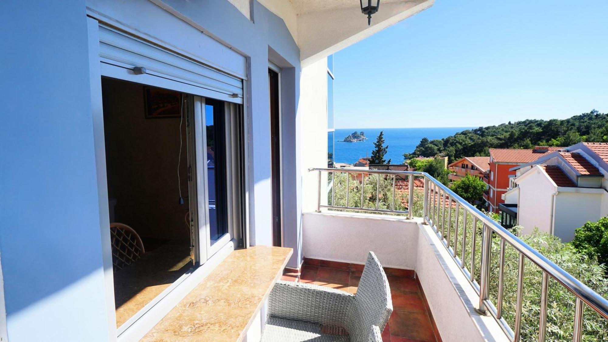 Medin Apartments Bluvista Petrovac na moru Exterior foto