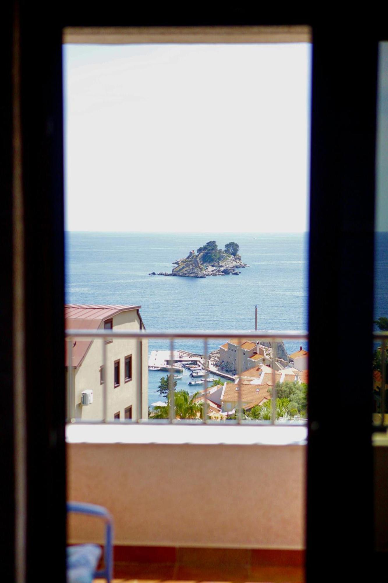 Medin Apartments Bluvista Petrovac na moru Exterior foto